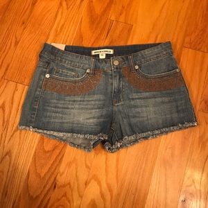 Andrew Charles shorts